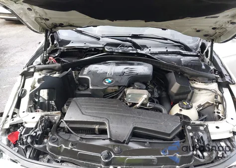 2015 BMW 320I из США, поврежденный, VIN WBA3B1C54F5A05864